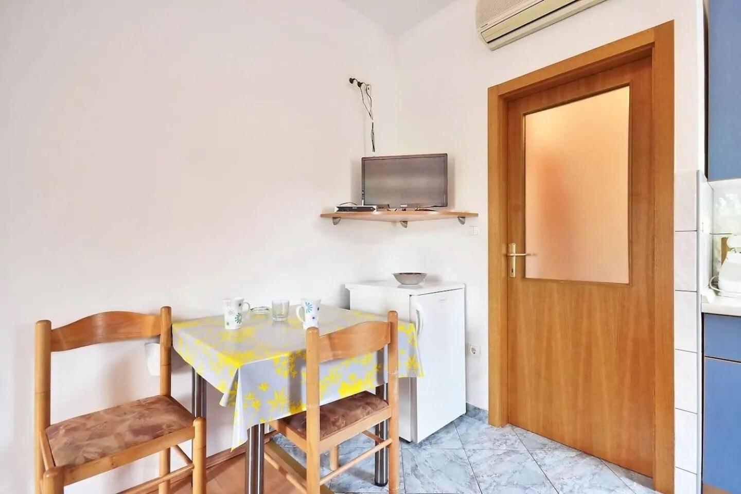 Apartment Toma Omiš Dış mekan fotoğraf