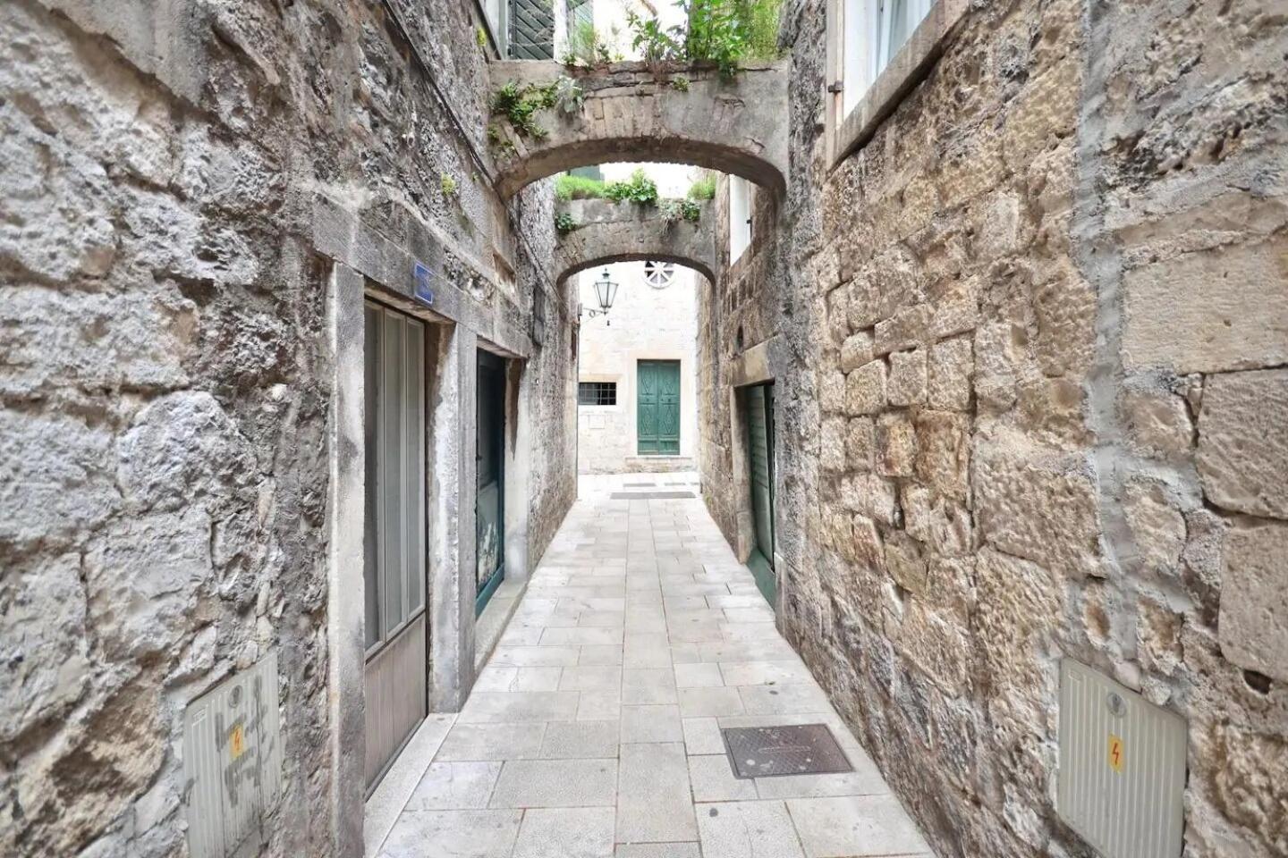 Apartment Toma Omiš Dış mekan fotoğraf